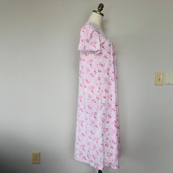 Pink Nightgown Pullover SECRET TREASURES Medium Square Lacy Neck Short Sleeves - Picture 6 of 9